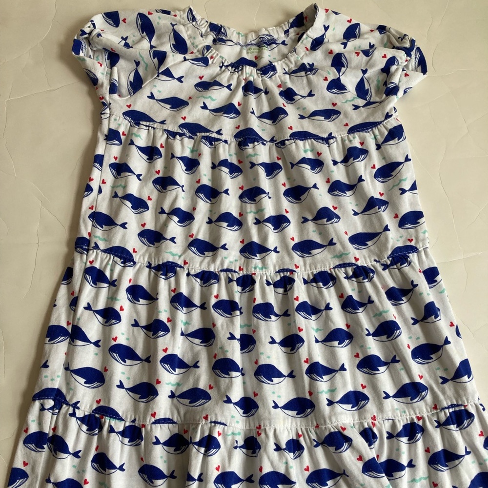 Garnet hill organic cotton tiered whales dress size 8 EUC